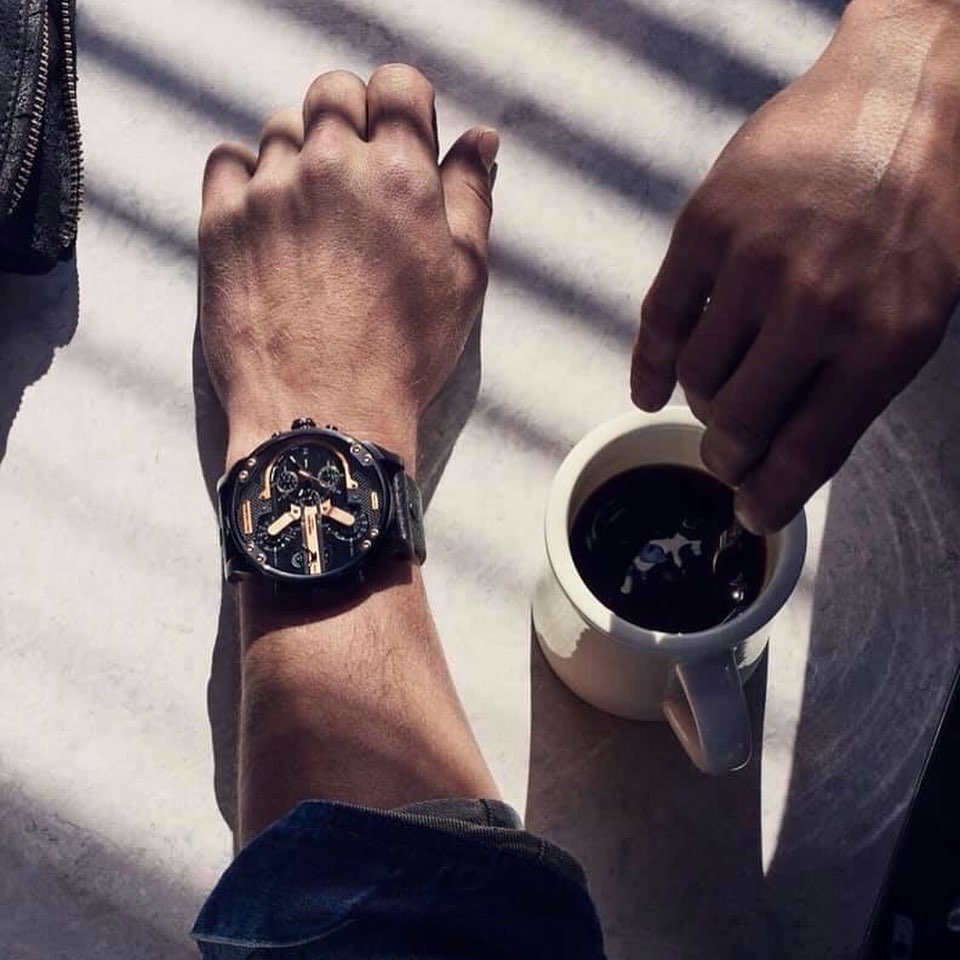 Diesel Big Daddy DZ7350 316L stainless steel & genuine leather strap 30m water resistant 4 Time zones