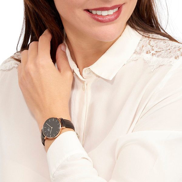 Daniel Wellington Sheffield 28mm Women's Gold Watch DW00100224