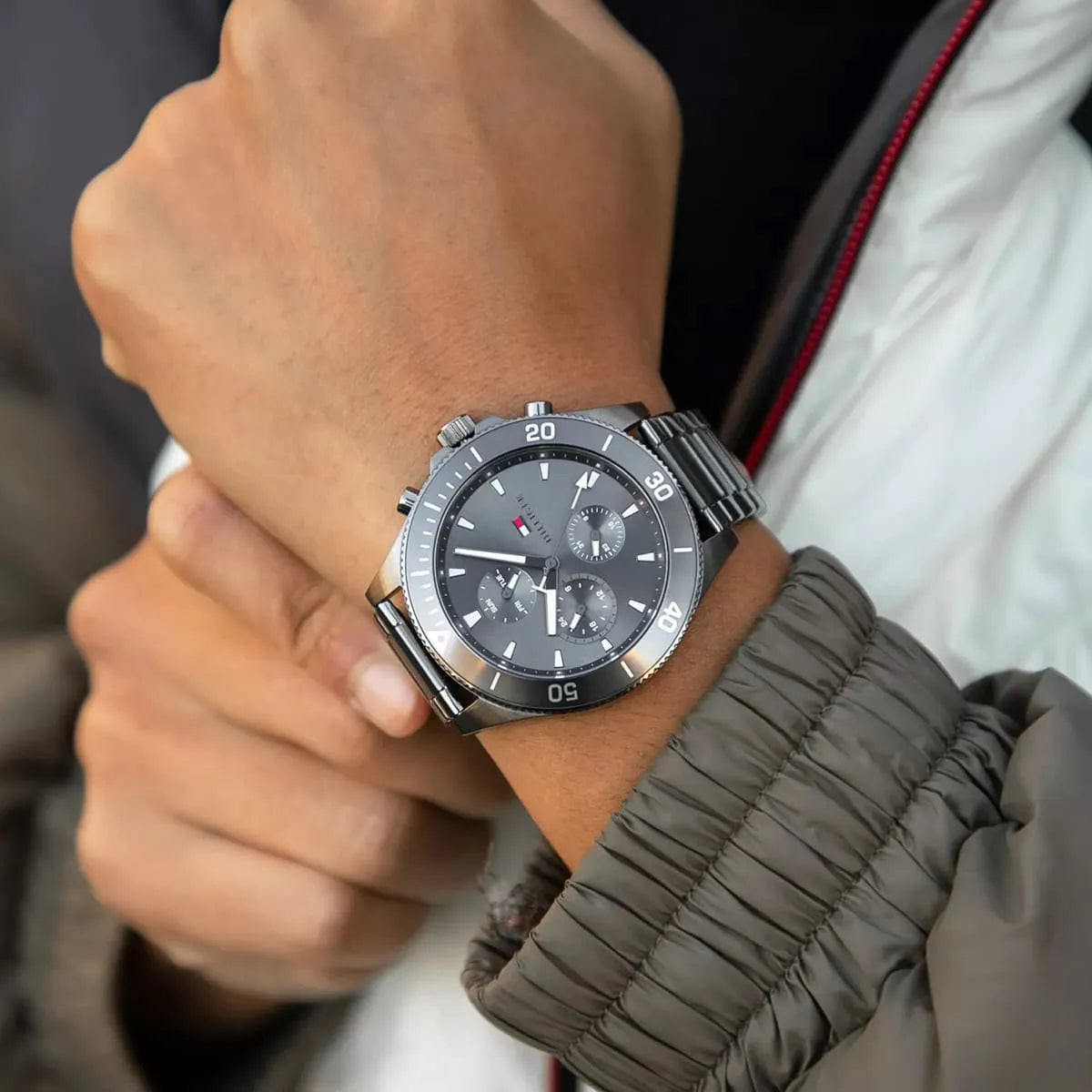 Tommy Hilfiger Larson Chronograph Grey Dial Silver Steel Strap Men's Watch - 1791918