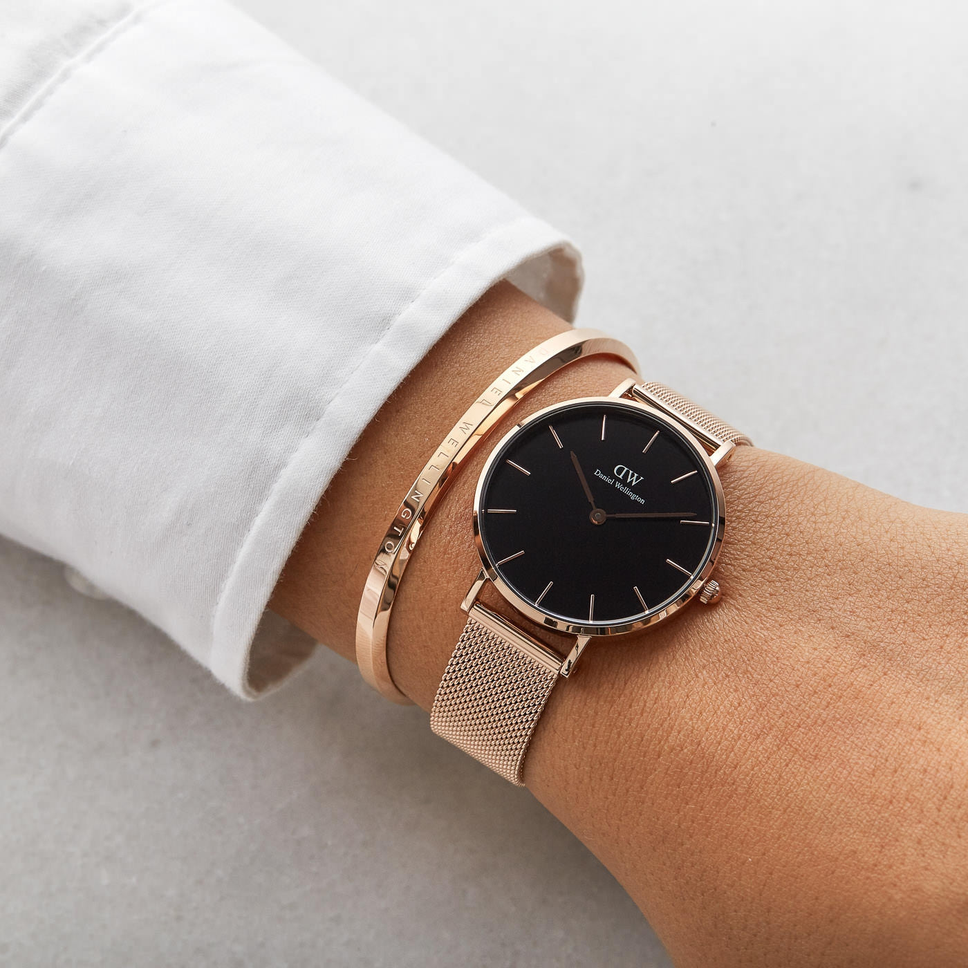 Daniel Wellington Black Classic Melrose 28mm Women's Gold Watch DW00100161