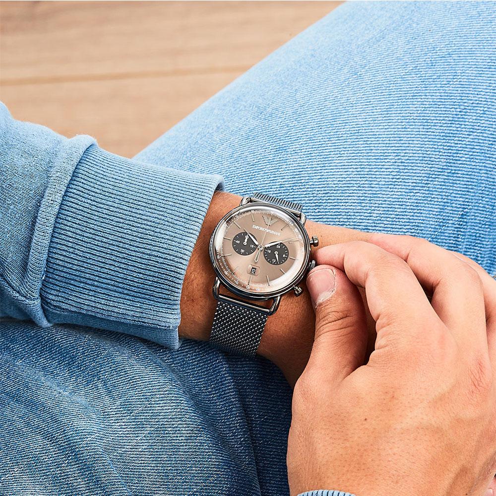 Emporio Armani Aviator Chronograph Brown Dial Men's Watch AR11141 Water resistance: 50 meters / 165 feet Movement: Quartz