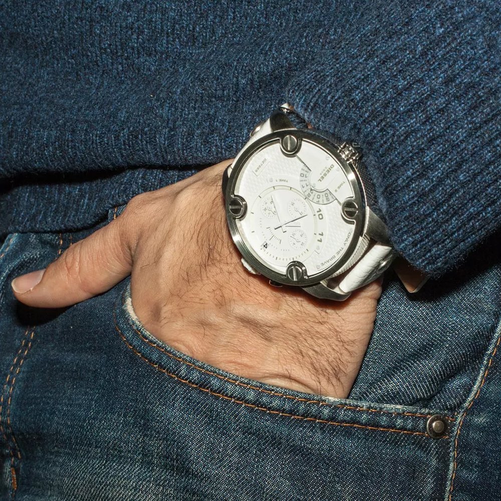DIESEL Badass Chronograph White Dial White Leather Men's Watch DZ7265