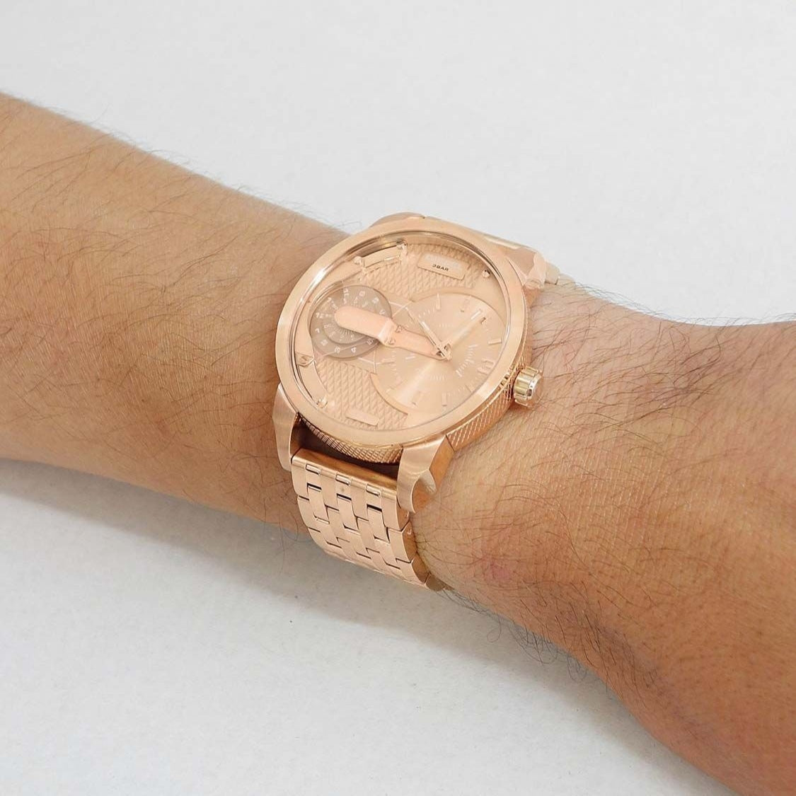Diesel Mini Daddy DZ7318 316L rose-gold stainless steel 3ATM (30m) water resistant Dual time zones (GMT)