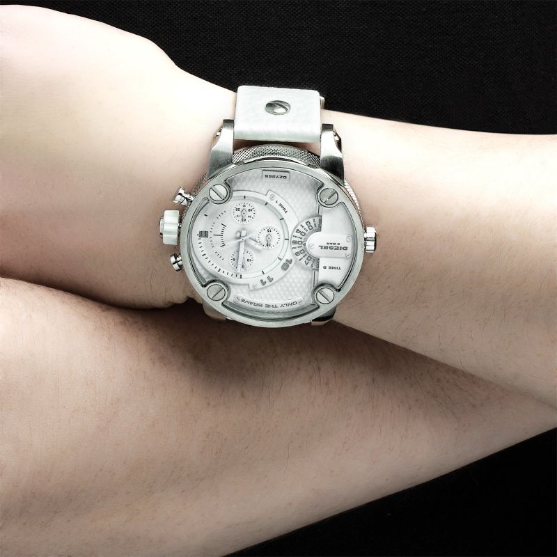 DIESEL Badass Chronograph White Dial White Leather Men's Watch DZ7265